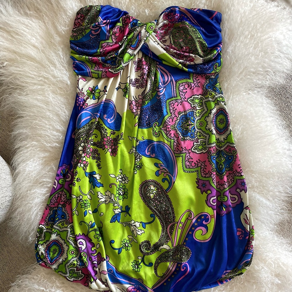 Stunning Boutique Dress. Size S. Multi Color.